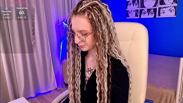 VioletShine online show from June 17, 2026, 1:12 pm
