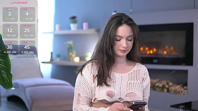 VixenAmour online show from September 16, 2025, 4:57 am