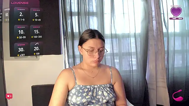 Noellesable online show from October 27, 2025, 5:06 pm