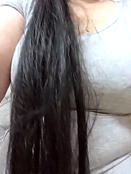 Snapshot of big_yoyo chatting on November 27, 2025, 12:51 pm big yoyo online show from November 27, 2025, 12:51 pm