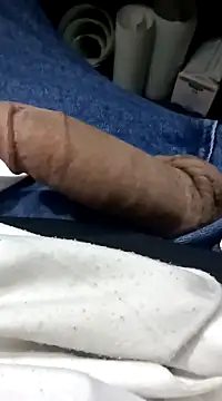 Steve98768 online show from December 18, 2024, 3:22 pm