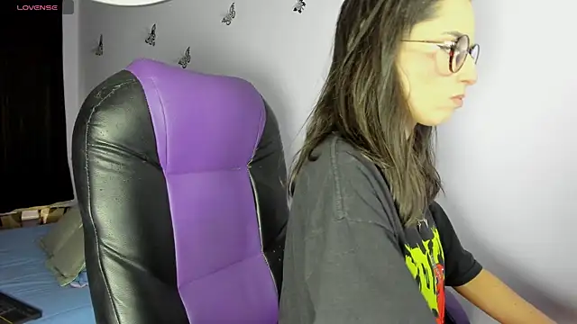 aiko mori online show from April 9, 2026, 9:42 pm