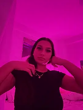 lissa yasemin online show from December 4, 2024, 2:31 am