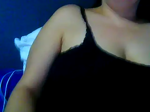 Snapshot of TatliSert chatting on December 19, 2024, 1:39 am TatliSert online show from December 19, 2024, 1:39 am