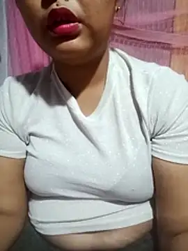 Super-Couple online show from April 6, 2026, 4:52 pm