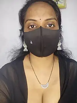 Snapshot of Choclet_bhabhi chatting on January 2, 2025, 2:02 pm Choclet bhabhi online show from January 2, 2025, 2:02 pm