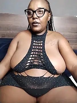 CHERRYYUMMY online show from March 10, 2026, 6:02 pm