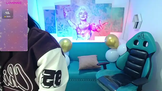 Snapshot of Sofi_hot_4m chatting on February 19, 2026, 9:49 am Sofi hot 4m online show from February 19, 2026, 9:49 am