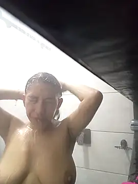 Snapshot of Sofi_hot_4m chatting on February 24, 2026, 9:35 pm Sofi hot 4m online show from February 24, 2026, 9:35 pm