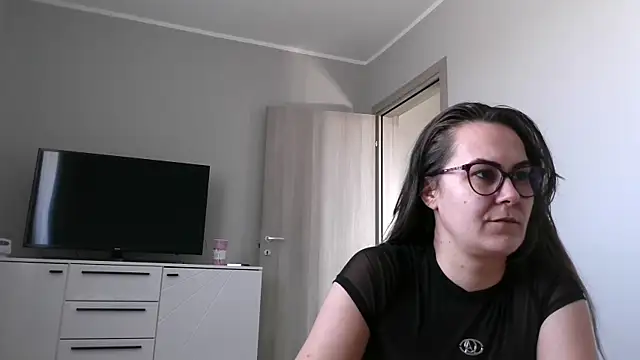 Antonia 1313 online show from March 5, 2025, 10:44 am