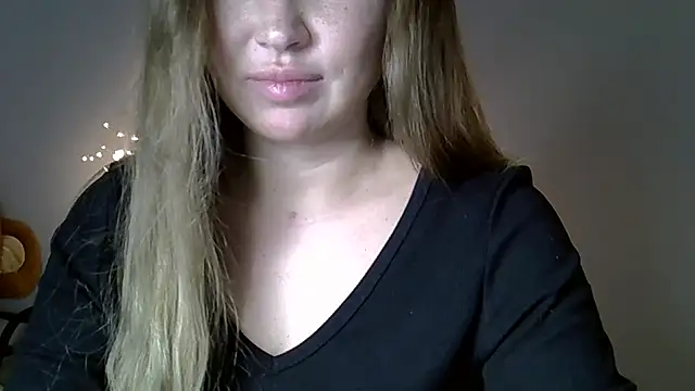 Lucky Anna online show from January 8, 2026, 10:01 pm