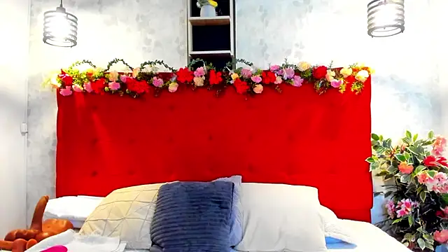 SilvannaFit online show from April 19, 2026, 12:43 am