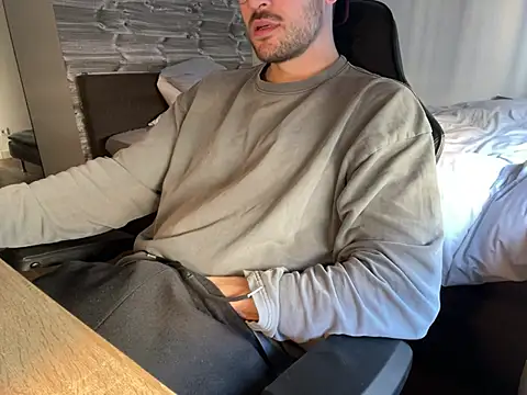 Snapshot of taallguyy_196 chatting on March 20, 2025, 10:54 am taallguyy 196 online show from March 20, 2025, 10:54 am