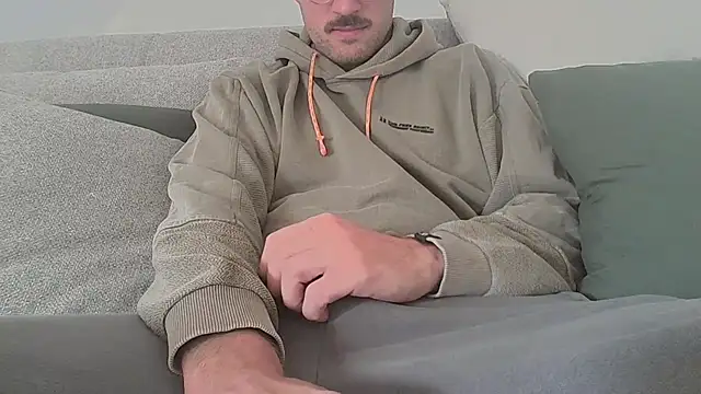 Snapshot of taallguyy_196 chatting on September 28, 2025, 8:52 am taallguyy 196 online show from September 28, 2025, 8:52 am