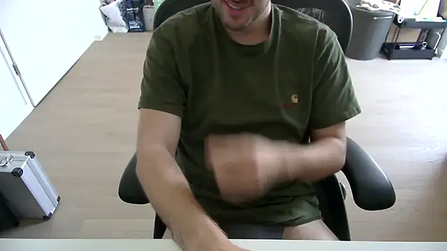 Snapshot of taallguyy_196 chatting on November 7, 2025, 8:47 am taallguyy 196 online show from November 7, 2025, 8:47 am