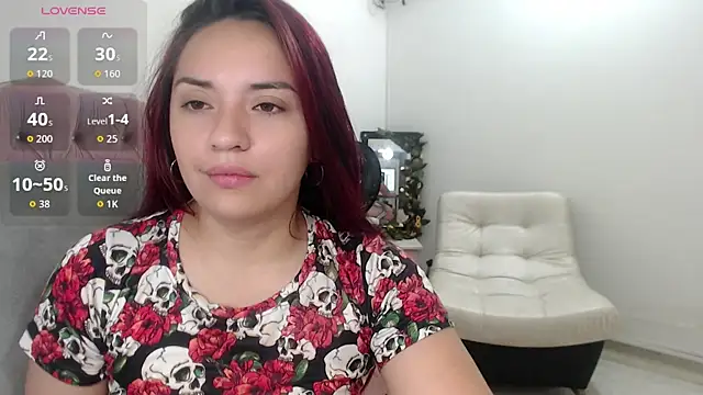 Snapshot of nicoll_crazzy chatting on February 6, 2026, 3:15 pm nicoll crazzy online show from February 6, 2026, 3:15 pm