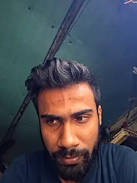 Skinny Bigass 23 online show from November 11, 2025, 6:35 am