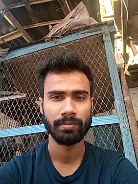 Skinny Bigass 23 online show from November 12, 2025, 7:20 am