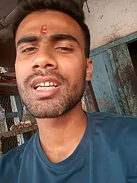 Skinny Bigass 23 online show from March 25, 2026, 9:37 am