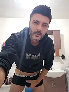 hot man eray online show from December 5, 2025, 6:04 pm