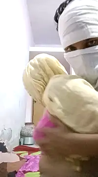 hot wife 35 online show from December 3, 2024, 5:45 pm