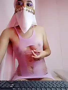 Aaliyah Salma online show from February 23, 2025, 6:45 pm