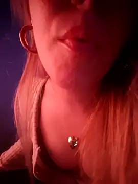 SUSELLAM1 online show from February 9, 2025, 6:58 pm