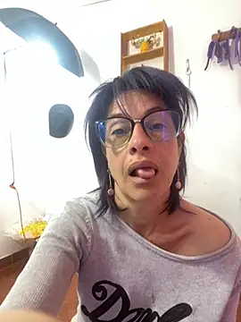 Goddess-Love- online show from November 3, 2025, 9:10 am