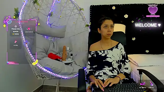 Goddess  Lilith online show from November 14, 2025, 8:51 pm