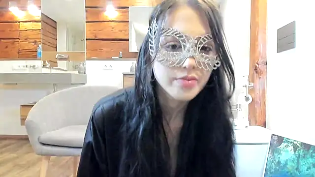 Snapshot of desiree-doux chatting on December 6, 2024, 11:14 pm desiree-doux online show from December 6, 2024, 11:14 pm