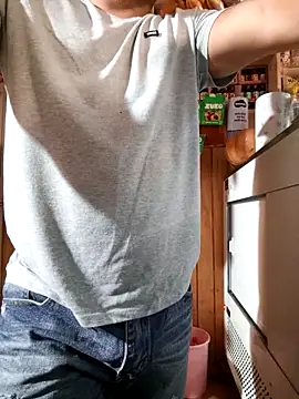 TheBriiaand30 online show from January 7, 2026, 2:08 pm