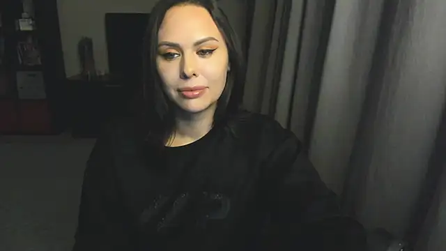 MollyCheiz online show from September 24, 2025, 10:24 pm