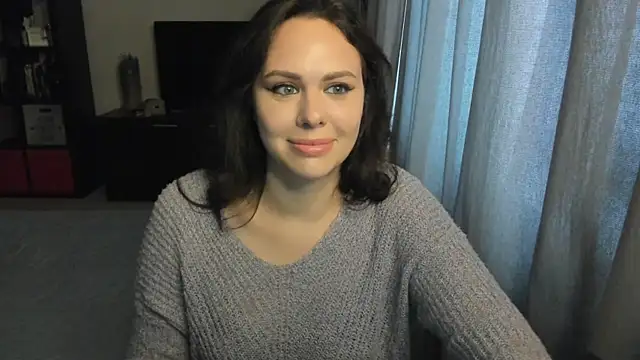 MollyCheiz online show from October 25, 2025, 10:45 am