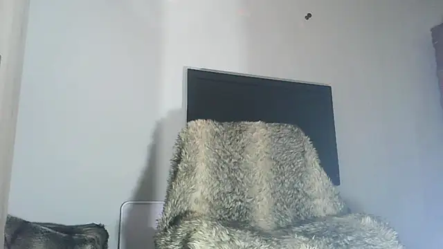 kisandgioni online show from January 12, 2025, 1:05 pm