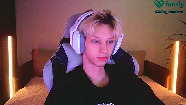 Ostin meow online show from February 9, 2025, 1:25 pm