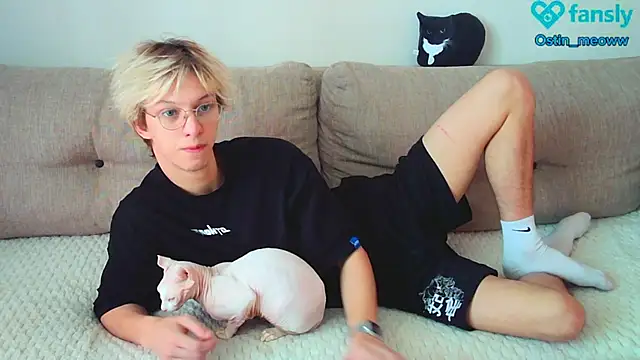 Ostin meow online show from February 23, 2025, 6:49 am