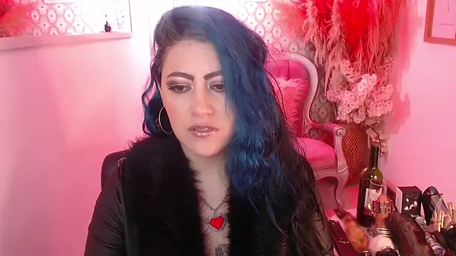 scarleth blue online show from November 3, 2025, 3:08 am