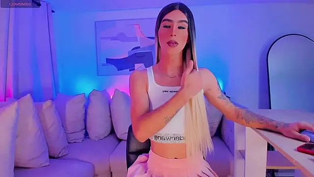 Ashley Reminton online show from January 4, 2025, 11:54 am