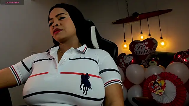 Snapshot of Any_topless chatting on February 14, 2025, 12:36 pm Any topless online show from February 14, 2025, 12:36 pm