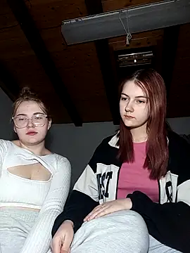 ella grays online show from March 2, 2025, 5:58 pm