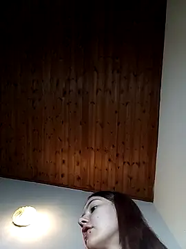 ella grays online show from September 11, 2025, 6:19 pm