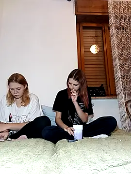 ella grays online show from October 17, 2025, 5:48 pm