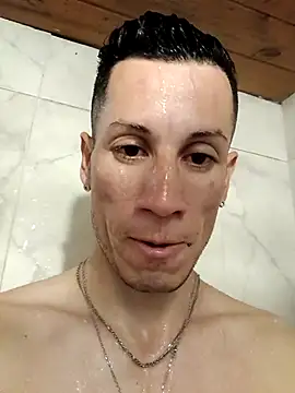 FlacoDani online show from September 24, 2025, 5:49 pm