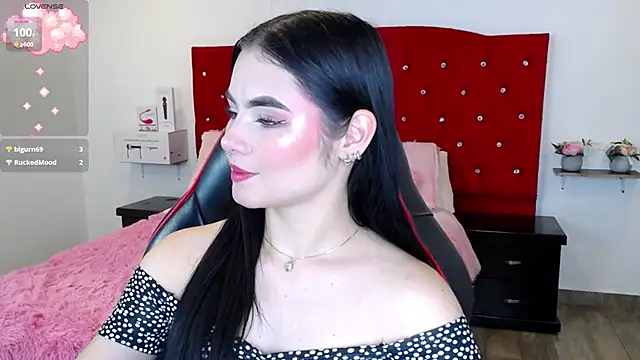 Miah hilton2 online show from December 4, 2024, 11:57 pm