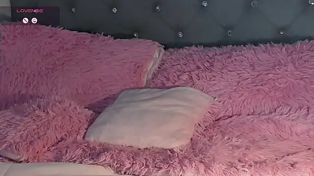 Miah hilton2 online show from February 4, 2025, 12:29 am