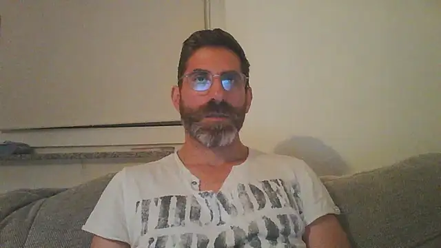 alcatraz009 online show from September 19, 2025, 8:31 pm