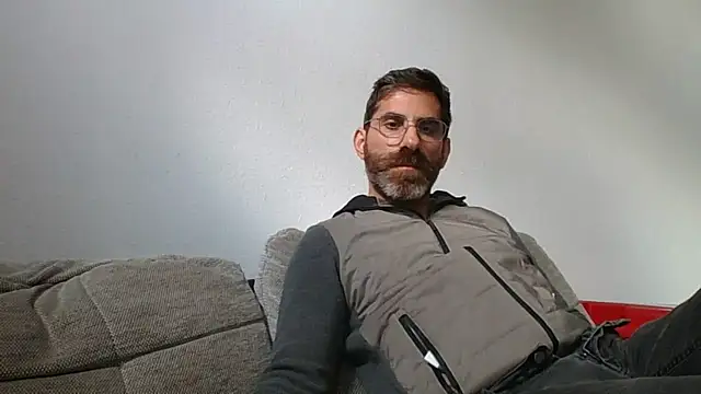 alcatraz009 online show from September 28, 2025, 9:58 am