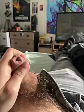 Snapshot of stev3w chatting on February 12, 2025, 10:24 am stev3w online show from February 12, 2025, 10:24 am