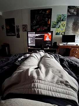 Snapshot of stev3w chatting on October 15, 2025, 3:23 pm stev3w online show from October 15, 2025, 3:23 pm