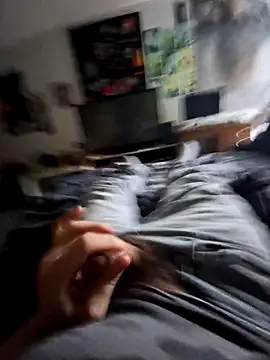 Snapshot of stev3w chatting on October 21, 2025, 3:13 pm stev3w online show from October 21, 2025, 3:13 pm